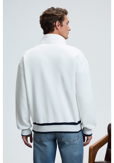 Grimelange PLATA Erkek Yarım Fermuarlı Kanguru Cepli Etek Ve Kolda Triko Detay Relaxed Fit Ekru Sweatshirt