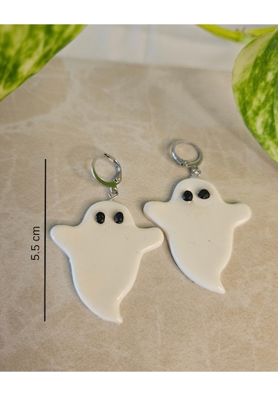 El Yapımı Polimer Kil Küpe - Paslanmaz Çelik Aparatlı Beyaz Sevimli Hayalet Figürlü Cadılar Bayramı Sallantılı Küpe Cute Ghost