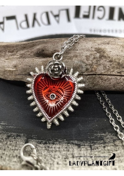 Rose Eye Of Heart Gotik Kalp Kolye Kırmızı Gümüş
