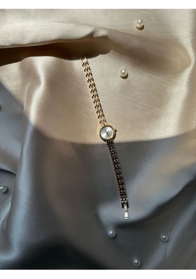 Retro Minimal Hasır Kordon Vintage Kadın Kol Saati Yuvarlak Altın