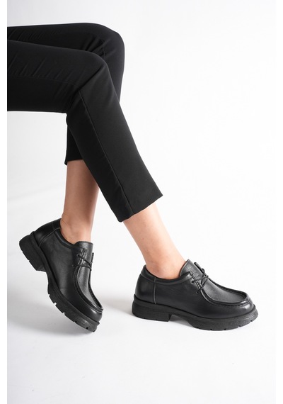 Analin Ayakkabı Kadın Hakiki Deri Light Tabanlı Bağcıklı Loafer Ayakkabı Siyah
