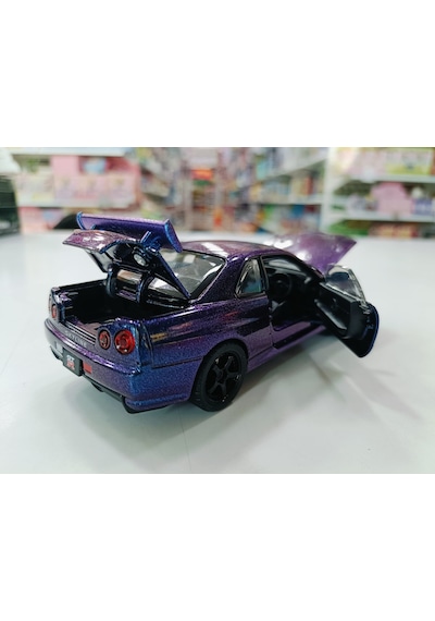 Skyline 1:24 Ölçekli Model Araba Hayallerinizdeki Arabayı Küçültün