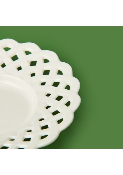 Paçii Dantel Motifli Porselen Çay Tabağı - Beyaz Renkli