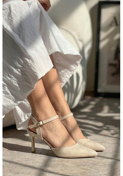Giamgia Store Bej Rugan Sivri Burun Bilek Kayışlı İnce Topuklu Kadın Ayakkabı-2332