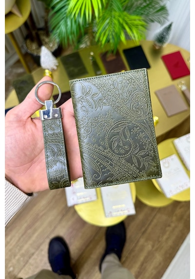 Premium Deri Ruhsat Kılıfı Ve Anahtarlık Seti Yeşil Motifli