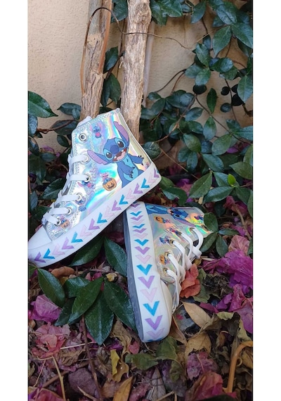 Scarpe Magiche Stitch Dijital Baskılı Kız Çocuk Ayakkabısı 31-35 Numara Arası Işıksızdır Gümüş Scarpe Magiche Stitch Dijital Baskılı Kız Çocuk Ayakkabısı 31-35 Numara Arası Işıksızdır Gümüş