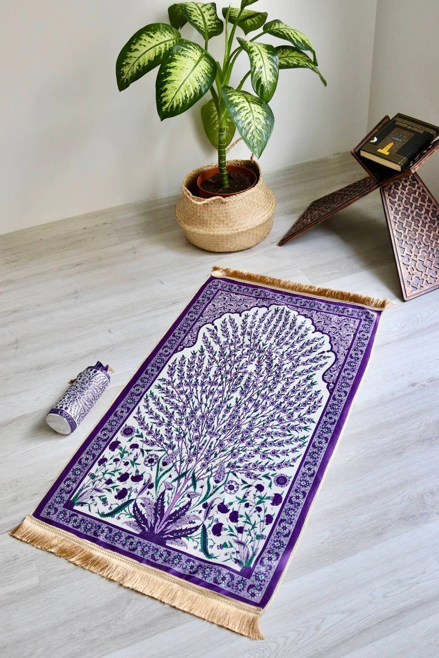 Çini Desenli İpek Dokulu Keseli Seccade S1027 Mor Renk Mor