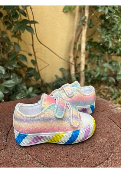Scarpe Magiche Parlak Gökkuşağı Kız Çocuk Ayakkabısı Hafif Ve Rahat Spor Model 31-35 Numara Arası Işıksızdır Çok Renkli Scarpe Magiche Parlak Gökkuşağı Kız Çocuk Ayakkabısı Hafif Ve Rahat Spor Model 31-35 Numara Arası Işıksızdır Çok Renkli