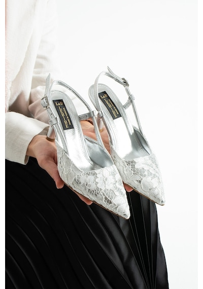 Lebibe Shoes Lısa Kadın Gümüş Sivri Burun 7 Cm Topuklu Çiçek Dantel Desenli Rugan Slingback Ayakkabı