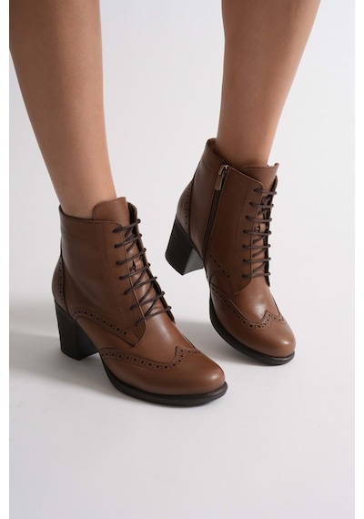 Analin Shoes Kadın Hakiki Deri Lazer Detaylı Bağcıklı Bot Ceviz