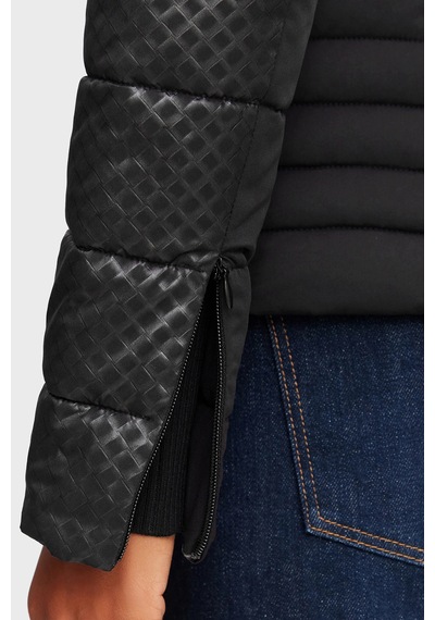 Guess New Vona Regular Fit Dik Yaka Şişme Mont W6yl16w2891 Kadın Mont W6yl16 W2891 Jblk Siyah Guess New Vona Regular Fit Dik Yaka Şişme Mont W6yl16w2891 Kadın Mont W6yl16 W2891 Jblk Siyah