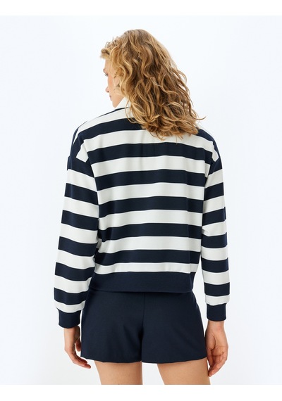 Koton Polo Yaka Sweatshirt Üç İplik Şardonlu Düğmeli Uzun Kollu Rahat Kalıp Lacivert Çizgili 5wak30004pk Koton Polo Yaka Sweatshirt Üç İplik Şardonlu Düğmeli Uzun Kollu Rahat Kalıp Lacivert Çizgili 5wak30004pk