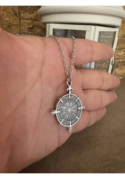 Viking Pusulası Vegvísir Figürlü Unisex Kolye 60 Cm Zincirli, Yön Ve Koruma Sembolü Çok renkli