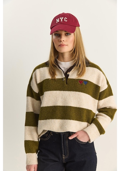 Shade Kadın Oversize Çizgili Polo Yaka Kalp Desen Nakış İşlemeli Triko Kazak 2632 60283920 - Krem-yeşil Çok renkli Shade Kadın Oversize Çizgili Polo Yaka Kalp Desen Nakış İşlemeli Triko Kazak 2632 60283920 - Krem-yeşil Çok renkli