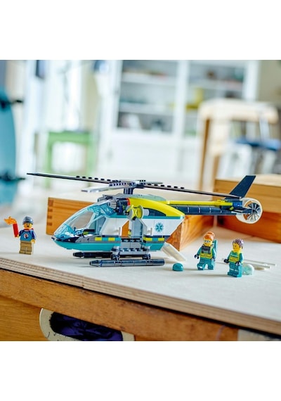 LEGO® City 60405 Acil Kurtarma Helikopteri  226 Parça