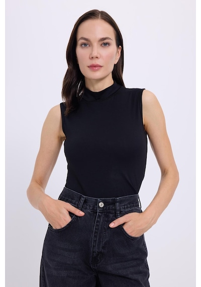 Tudors Kadın Standart Fit Normal Kesim Sıfır Kol Yarım Balıkçı Yaka Siyah Bluz-35335 Siyah