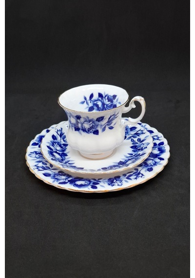 Aristocrat Bone China Porselen Duble Kahve Fincanı Ve Tabakları 3 Parça 120 Ml Lacivert