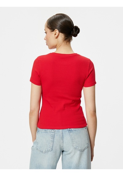 Koton Basic Tişört Bisiklet Yaka Kısa Kollu Pamuklu Slim Fit Kırmızı 4sak50445ek 4SAK50445EK401 Kırmızı Koton Basic Tişört Bisiklet Yaka Kısa Kollu Pamuklu Slim Fit Kırmızı 4sak50445ek 4SAK50445EK401 Kırmızı