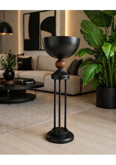 Ayaklı Kuru Çicek Saksısı Siyah Statik Boyalı Ahşap Top Detaylı 20-25 cm