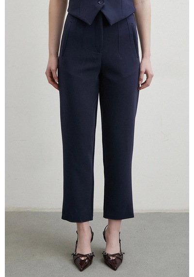 Önü Pensli Skinny Kumaş Pantolon Lacivert Lacivert Önü Pensli Skinny Kumaş Pantolon Lacivert Lacivert