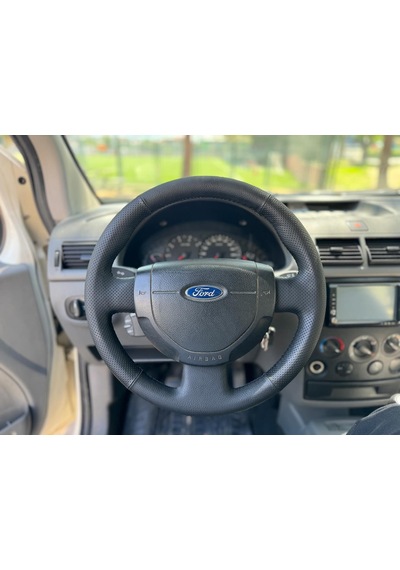 Ford Fiesta 2003-2010 Araca Özel Direksiyon Kılıfı Bombeli Araça