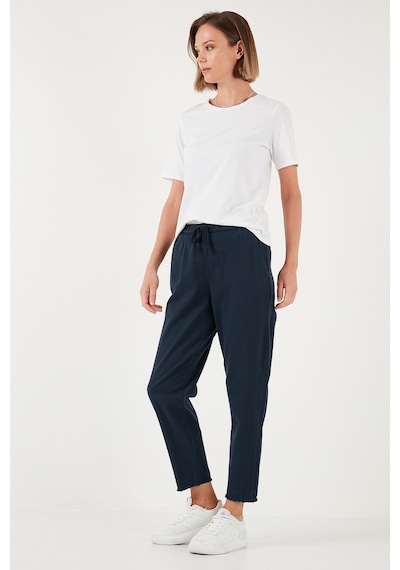 Lela Pamuklu Normal Bel Regular Fit Düz Paça Bayan Pantolon 668Yp42282S4 Lacivert