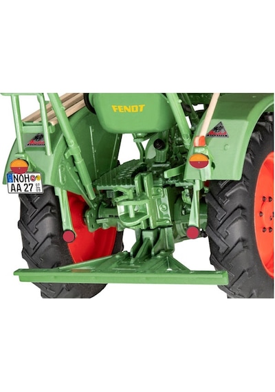 Revell Model Kit Fendt F20 Dieselross Tractor 07822
