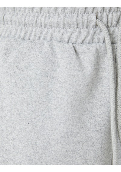 Koton Basic Şort Beli Bağcıklı Rahat Kesim Koyu Gri Melanj 3sal40037ık Gri Melanj