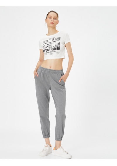 Koton Basic Jogger Eşofman Altı Beli Bağlamalı Cepli Antrasit 4sal40035ık 4SAL40035IK931 Antrasit Koton Basic Jogger Eşofman Altı Beli Bağlamalı Cepli Antrasit 4sal40035ık 4SAL40035IK931 Antrasit