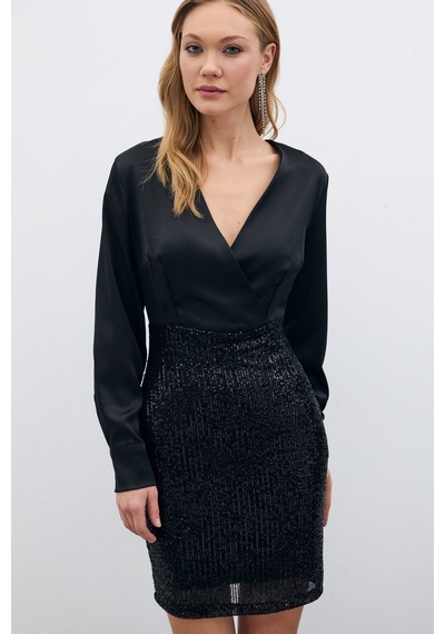 Sateen Payet Detaylı Saten Elbise - Siyah-135687 Siyah
