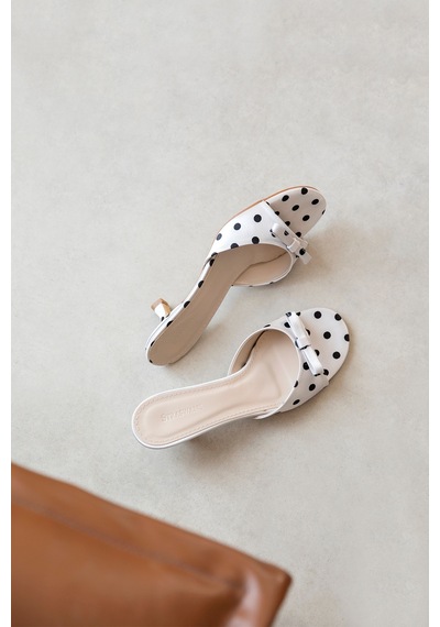 Wolk Shoes Oven Kadın Topuklu Saten Sandalet Puantiye Bej