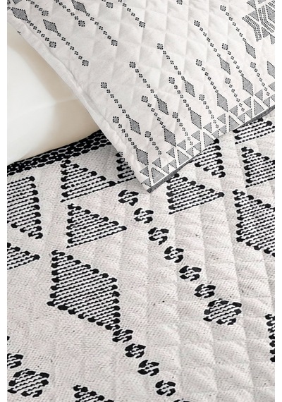 Bohem Geometrik Beyaz Tek Kişilik Pike Takımı - Etnik Antrasit 160x220 Cm Kapitone Yatak Örtüsü Melez Halı Derinliği