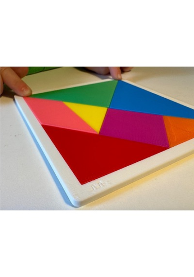 Çocuklar İçin Renkli Tangram Bulmacası