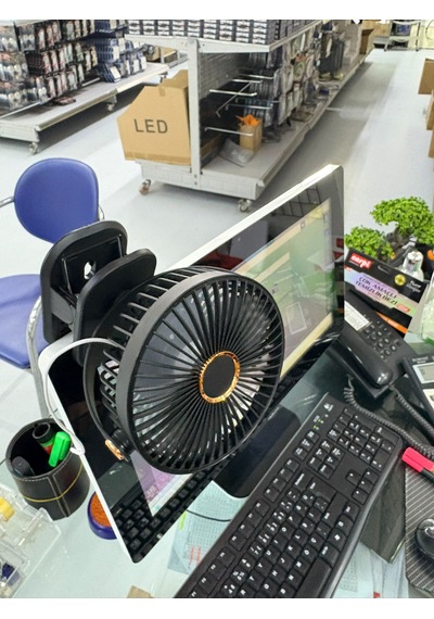 Evde Ofiste Araçta Vantilatör 12-24 Volt 6 Inç Mandallı Usb Ve Çakmaklık Girişli