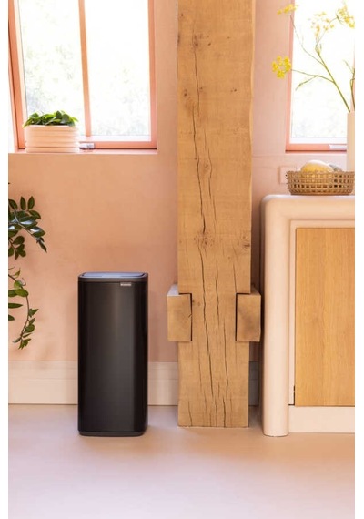 Brabantia Bo Matt Black Dokunmatik Çöp Kutusu 30lt Siyah