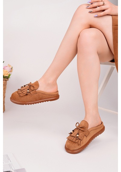 Muggo Fringe Süet Deri Fiyonk Detaylı Günlük Rahat Önü Kapalı Kadın Püsküllü Loafer Terlik Taba Muggo Fringe Süet Deri Fiyonk Detaylı Günlük Rahat Önü Kapalı Kadın Püsküllü Loafer Terlik Taba