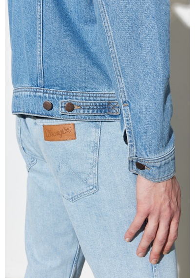 Wrangler Trucker Regular Fit Normal Kesim %100 Pamuk Açık Mavi Jean Kot Ceket W410El44L Mavi Wrangler Trucker Regular Fit Normal Kesim %100 Pamuk Açık Mavi Jean Kot Ceket W410El44L Mavi