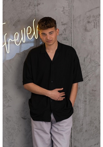 Oversize Yakalı Düğmeli Kendinden Çizgili Erkek Yazlık 001