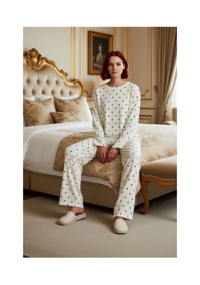 Ersefa Kadın Puantiye Detaylı Bisiklet Yaka Pijama Takımı Fonksiyonel Da ekru Ersefa Kadın Puantiye Detaylı Bisiklet Yaka Pijama Takımı Fonksiyonel Da ekru