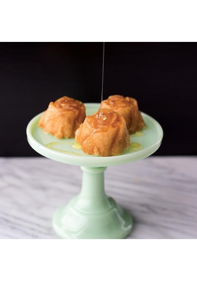 Nordicware 6 Lı Mini Gül Kek Kalıbı - Platin