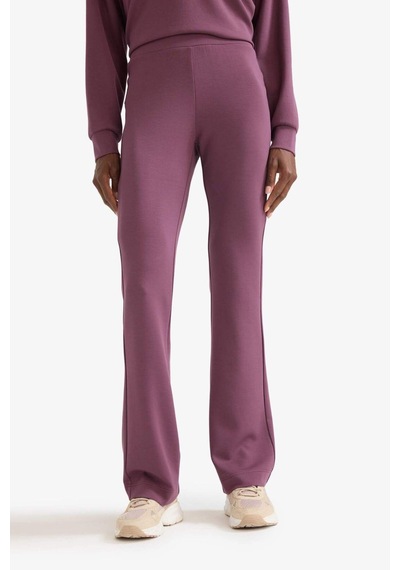 Defacto Defactofit Flare Fit İspanyol Paça Standart Boy Modal Sporcu Eşofman Altı E8957ax25aubr492 Bordo Defacto Defactofit Flare Fit İspanyol Paça Standart Boy Modal Sporcu Eşofman Altı E8957ax25aubr492 Bordo