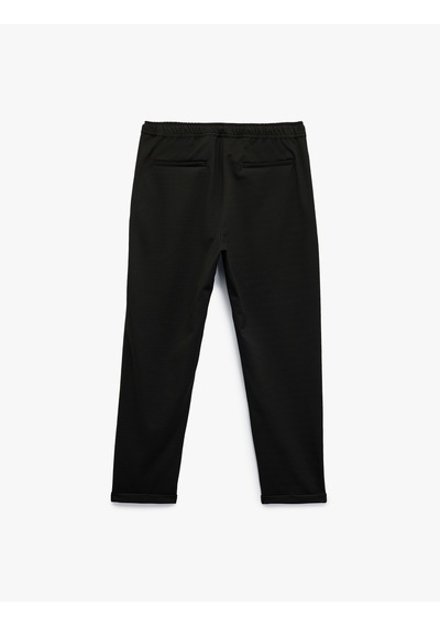 Koton Straight Fit Pike Kumaş Cep Detaylı Rahat Kesim Beli Bağcıklı Pantolon Siyah 7wam40003hk