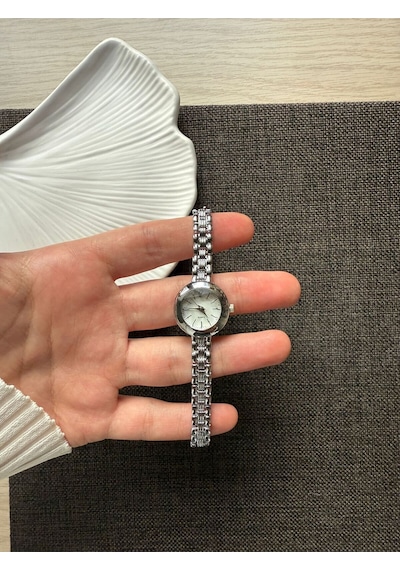 Retro Minimal Boncuk Kordon Vintage Kadın Kol Saati Gümüş Altın