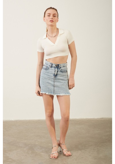 Park Karon Kadın Beyaz Polo Yaka Basic Crop Body BEYAZ