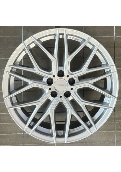 5 112 19 9.5 Et40 Ch73.1 Hyper Silver Arceo Valencia Jant