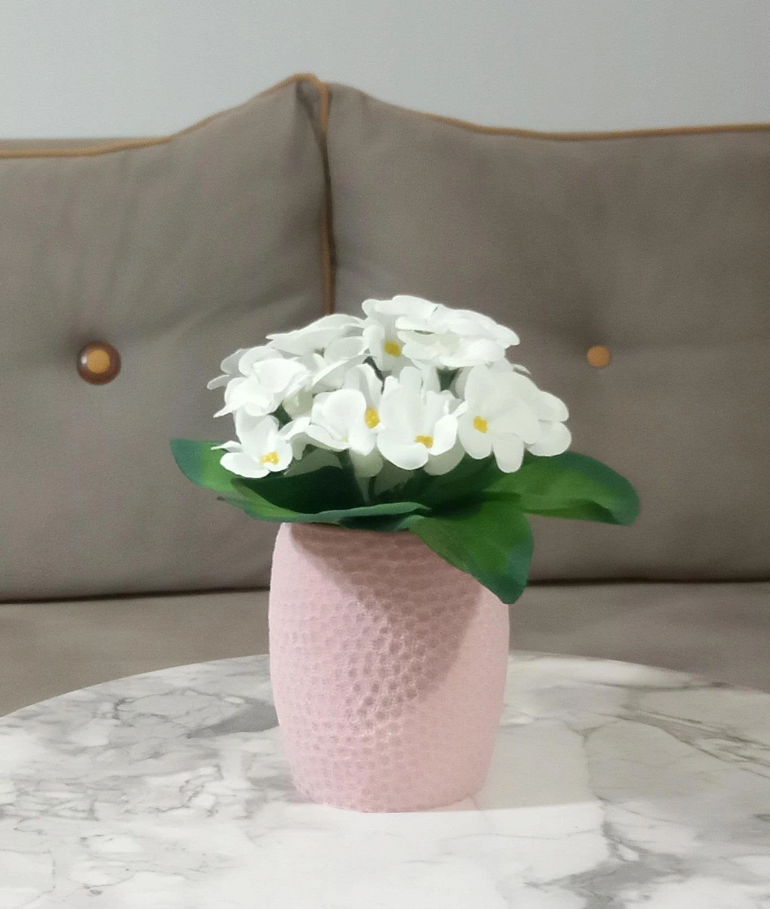 2 Adet Vazo Dahil,vazoda Çiçek,beyaz Yapay Çiçek,vazo Pembe Petek Desenli Poliresin 8x8x15cm Çok Renkli