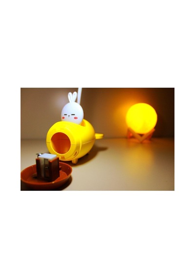 Işık Kasabası 134 Tepe Lambalı Kalem Traşlı Sarı Uçak Masa Lambası İle 3 D Led Küre Sarı Gece Lambası