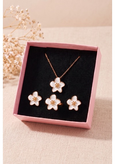 Beyaz Renk Sakura Çiçeği Kolye Küpe Yüzük Seti Hediye Kutusunda Renkli