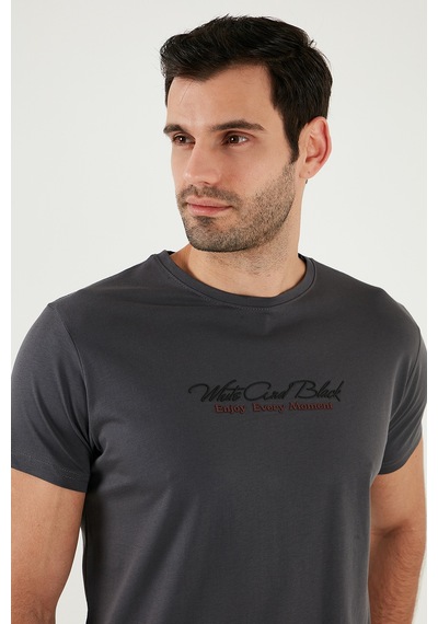 Buratti Pamuklu Slim Fit Bisiklet Yaka Yazılı Erkek T Shirt 541Enjoy Füme