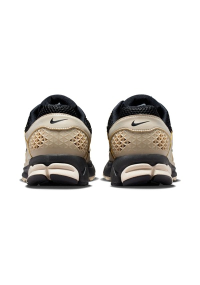 Nike Vomero 5 Unisex Walking Shoes Beige Unisex Yürüyüş Ayakkabısı Bej